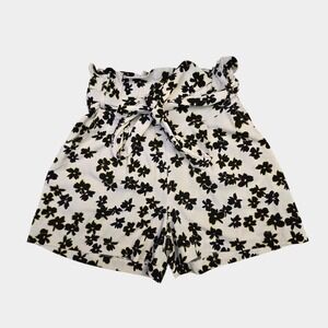 Love Whit Whitney Port Floral Paperbag Shorts White Black XS Casual Resort
